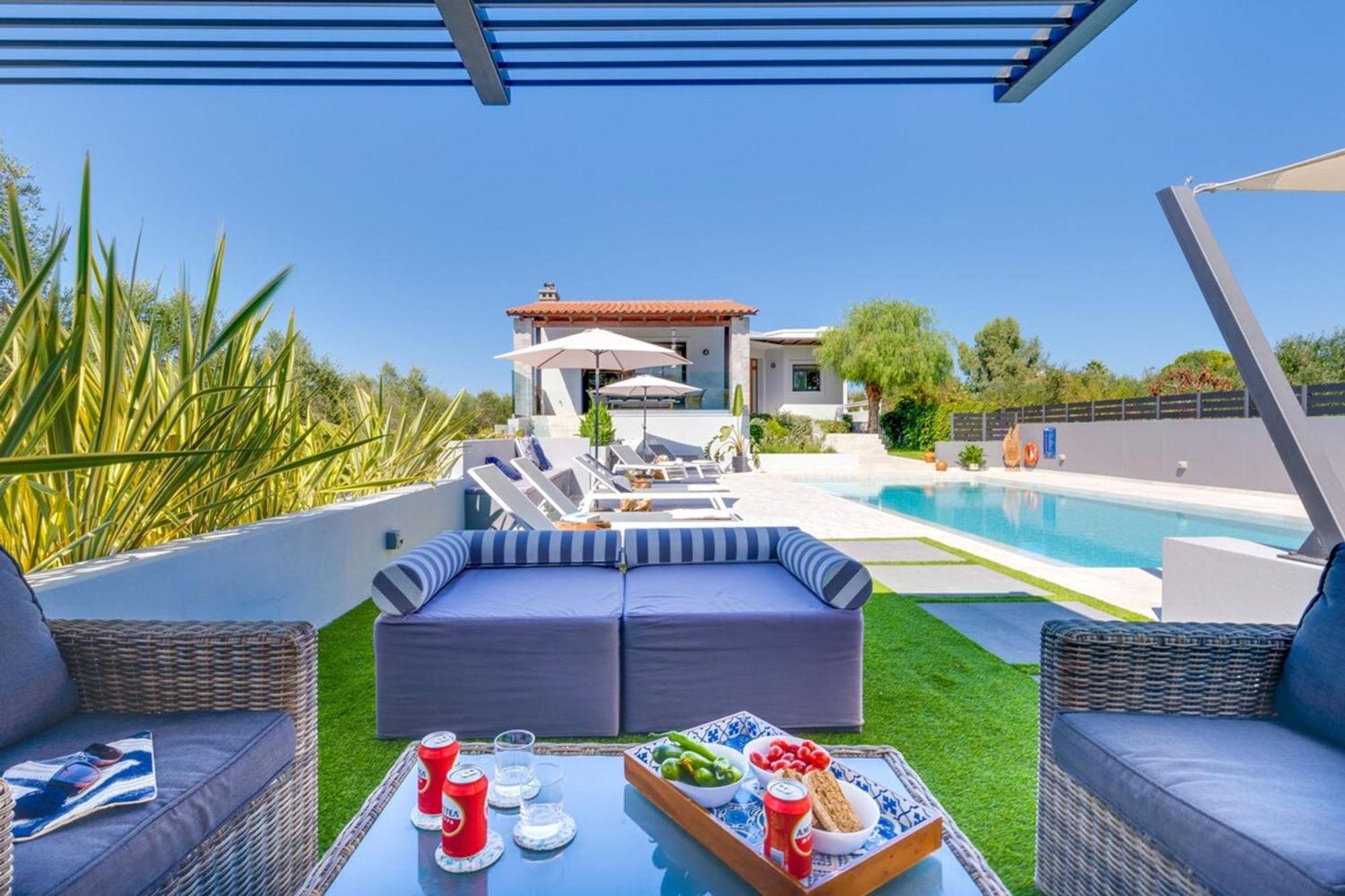 Villa Ampelaki - Premium Villa With Heated Pool Kounoupidhianá Exteriör bild