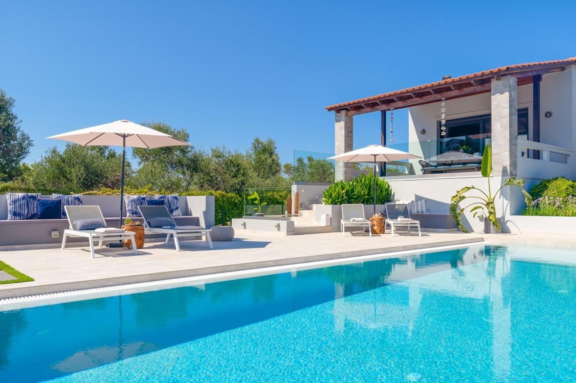 Villa Ampelaki - Premium Villa With Heated Pool Kounoupidhianá Exteriör bild